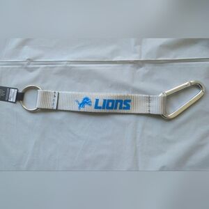 Brand New Detroit Lions Carabiner Keychain